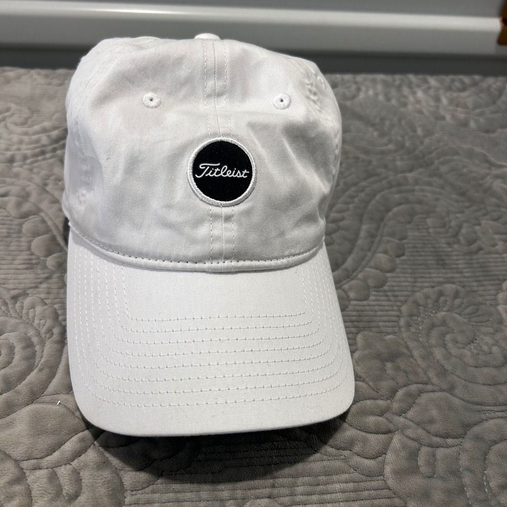 Titleist Golf Hat White Adjustable Strapback Low Profile Logo Patch Baseball Cap